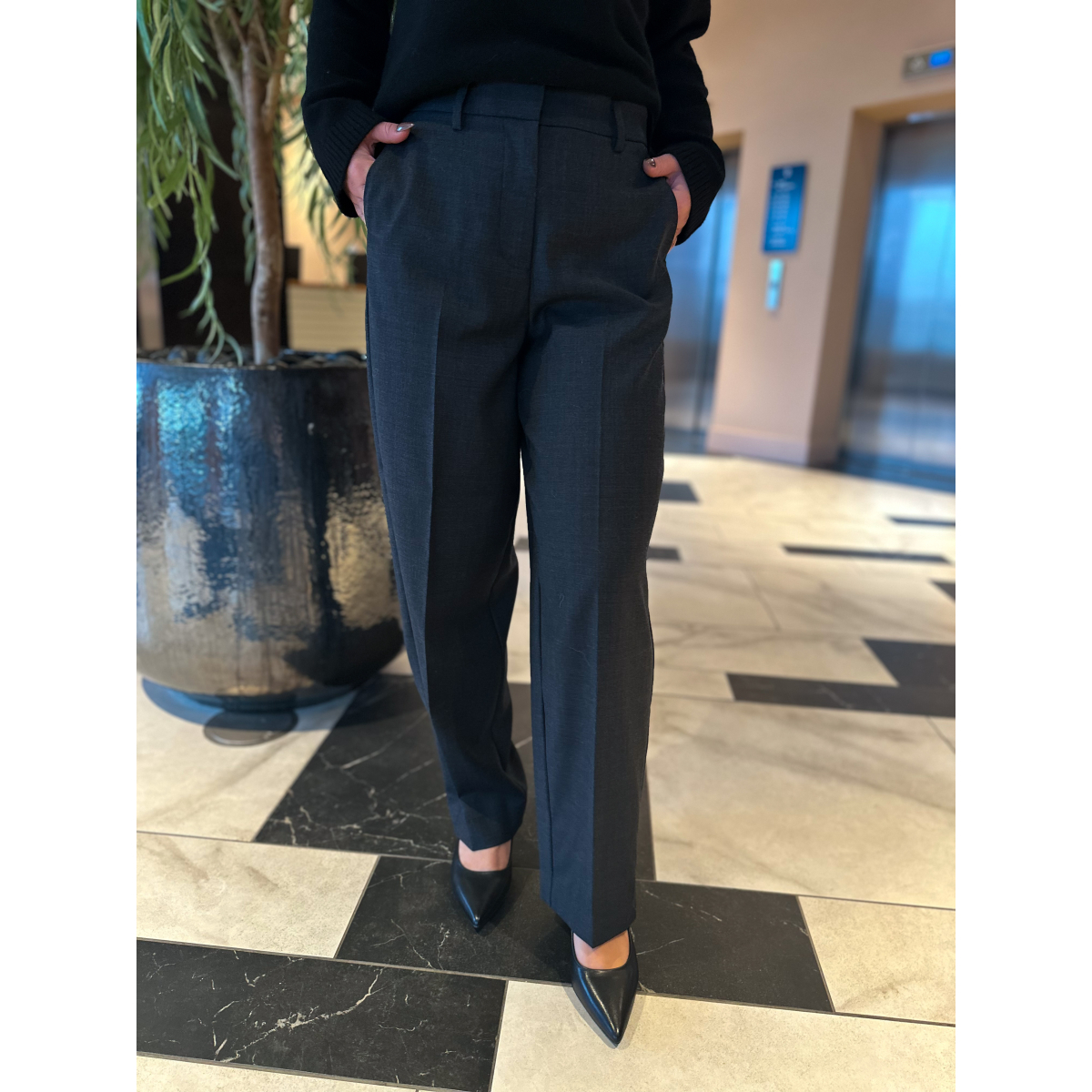 Lucy Barrel Pant Dark Blue main image 0