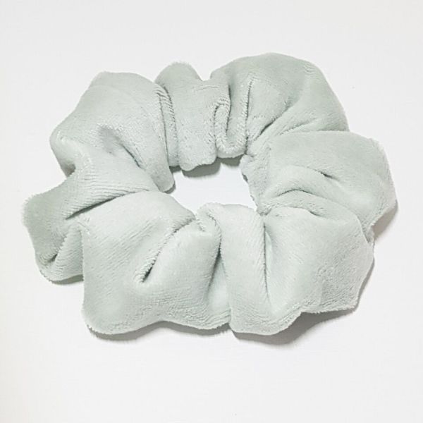 UNIK DESIGN - SCRUNCHIE HÅRSTRIKK PASTELLGRØNN