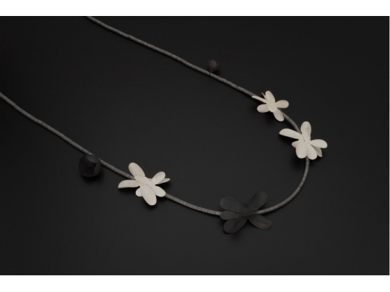 Necklace flowers
