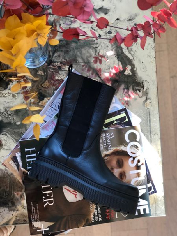 Aya boots - Image 2