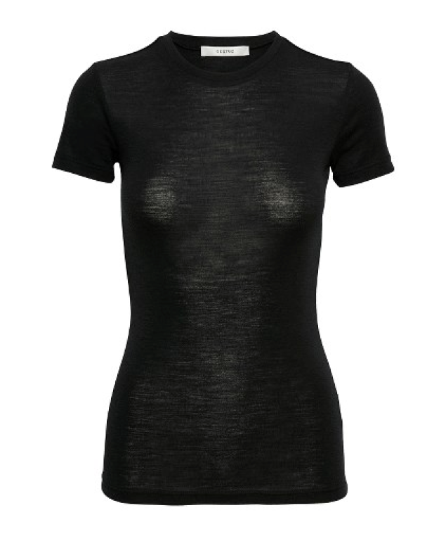 Wilma Tee