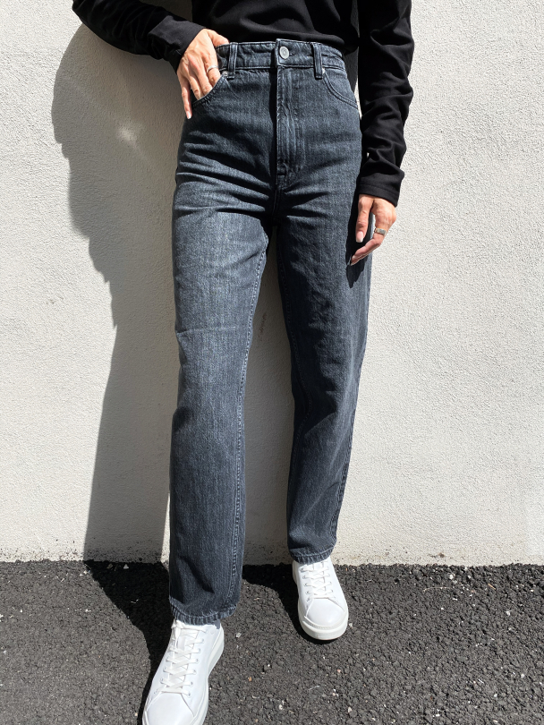 Dacy Jeans - Black - Image 1