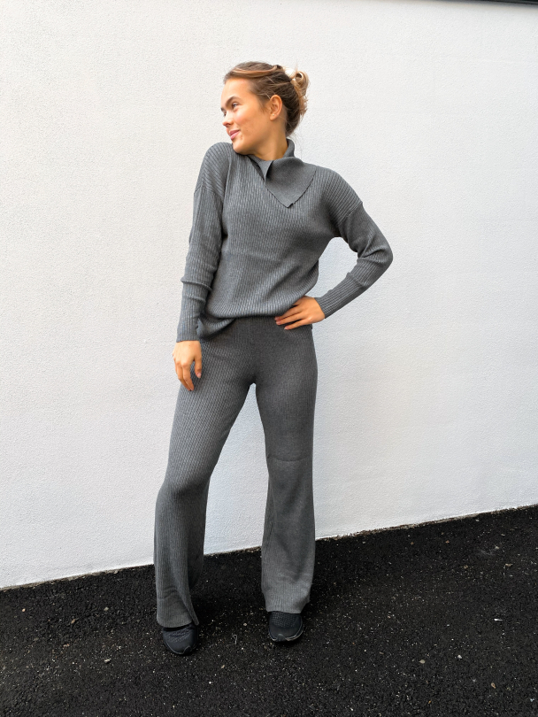 Gaia Knit Pullover - Dark Grey Melange - Image 3