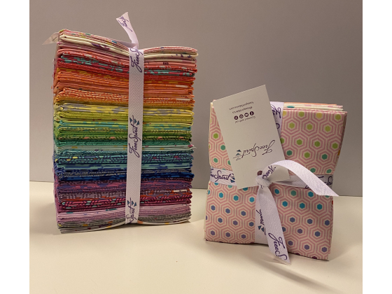 Tula Pink - True Colors FQ 42 PC