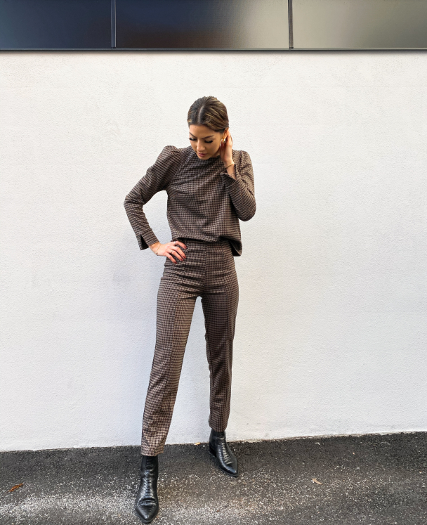 Azora Cropped Pant  - Image 3