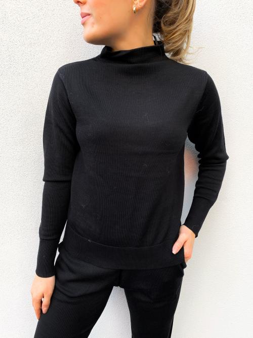 Sandra Knit T-Neck - Black