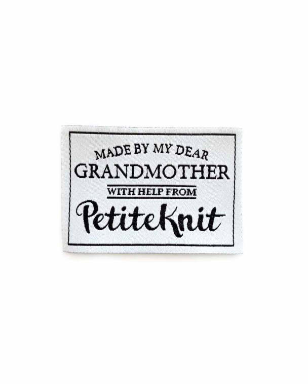 Merkelapp PetiteKnit - Made by my dear grandmother