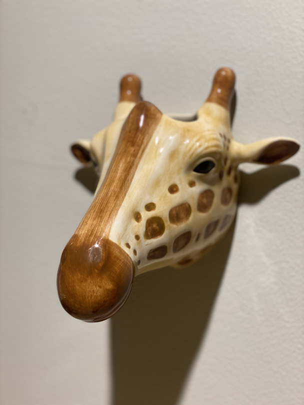 Sjiraff veggvase fra - Quail Ceramics - Image 1