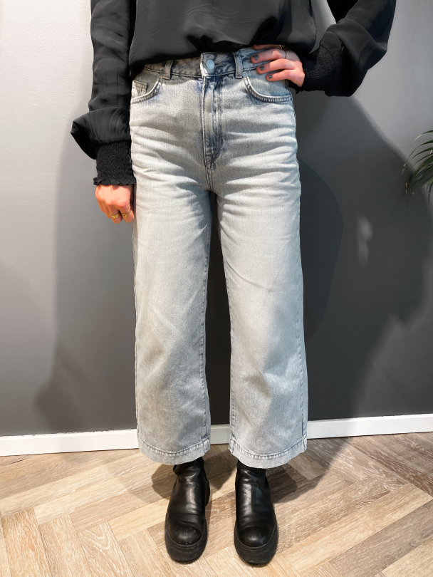 Thea Wide Crop Elli Blue Jeans  - Image 1