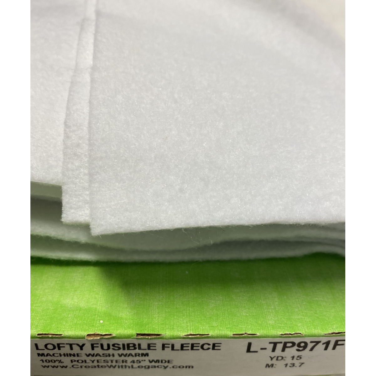Veskevatt Lofty Fusible fleece ( LTP971F ) 1 M = 1 Syglede As
