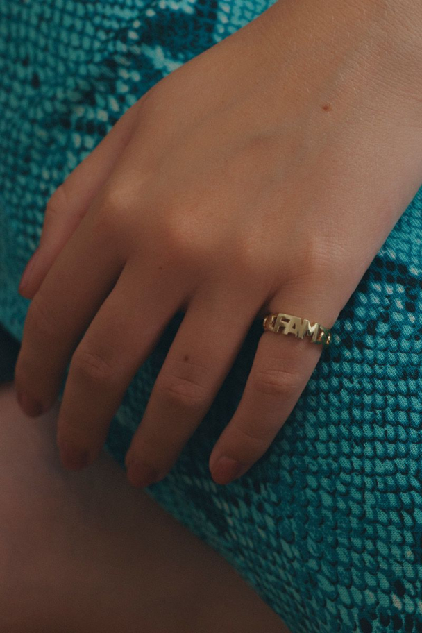 FAMILY RING GOLD - Image 1