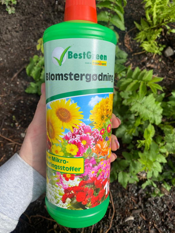 Blomsternæring - 1 liter - Image 1