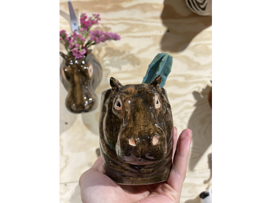 Flodhest penneholder/kaffekopp - Quail ceramics (hippopotamus)