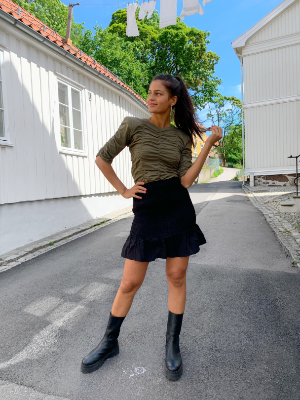 Moloko Skirt - Black  - Image 2