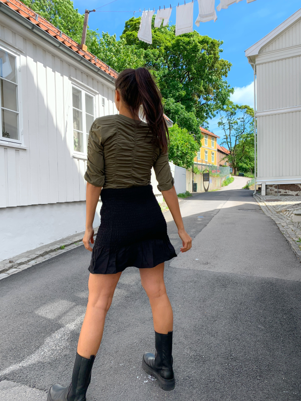 Moloko Skirt - Black  - Image 4