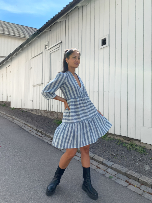Carbi 3/4 Dress  - Image 3