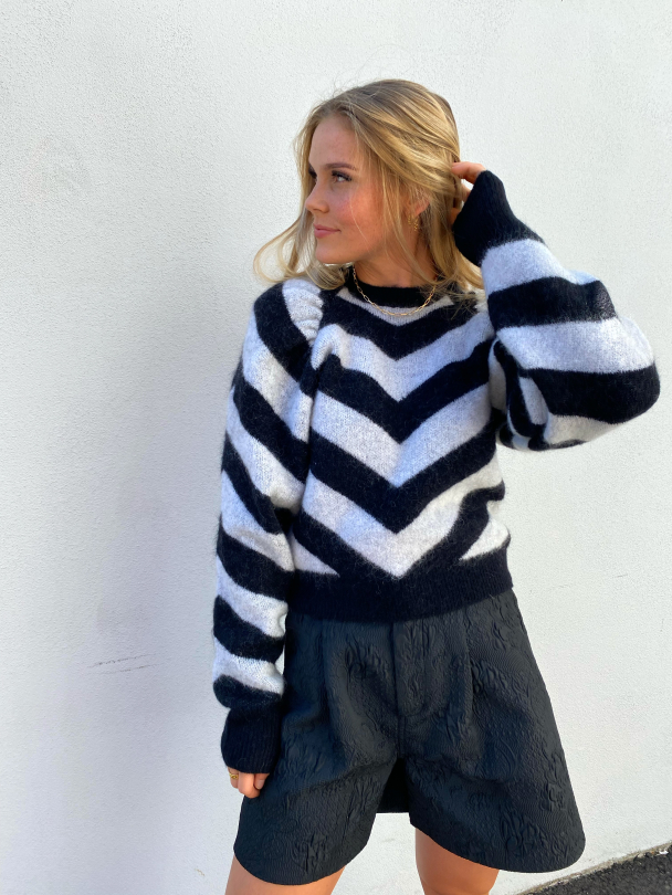 Brinna Jumper - Black Comb  - Image 4