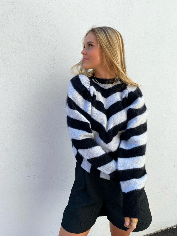 Brinna Jumper - Black Comb  - Image 5