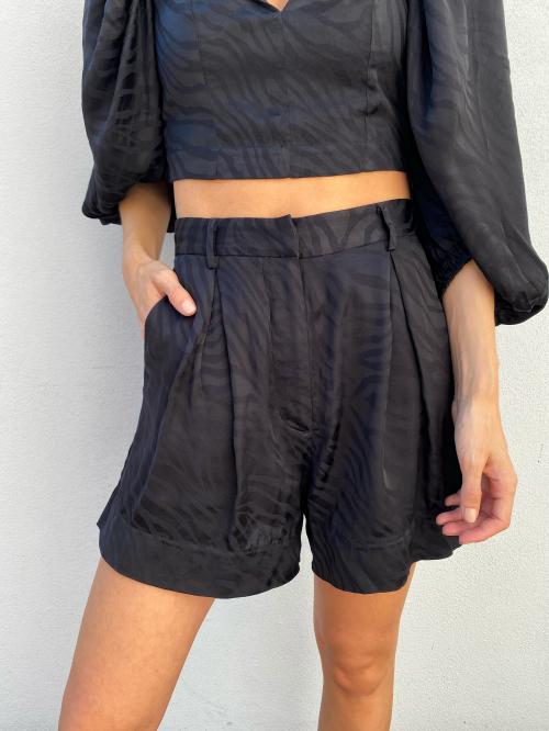 Katian Shorts - Black 