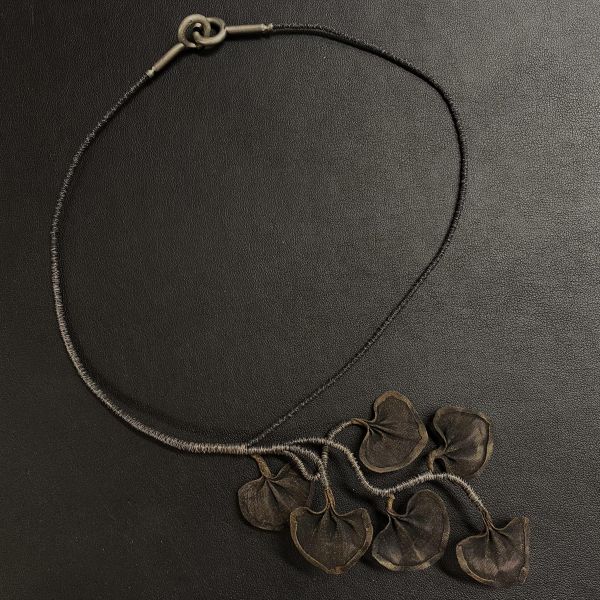 Necklace - Soft Leaf