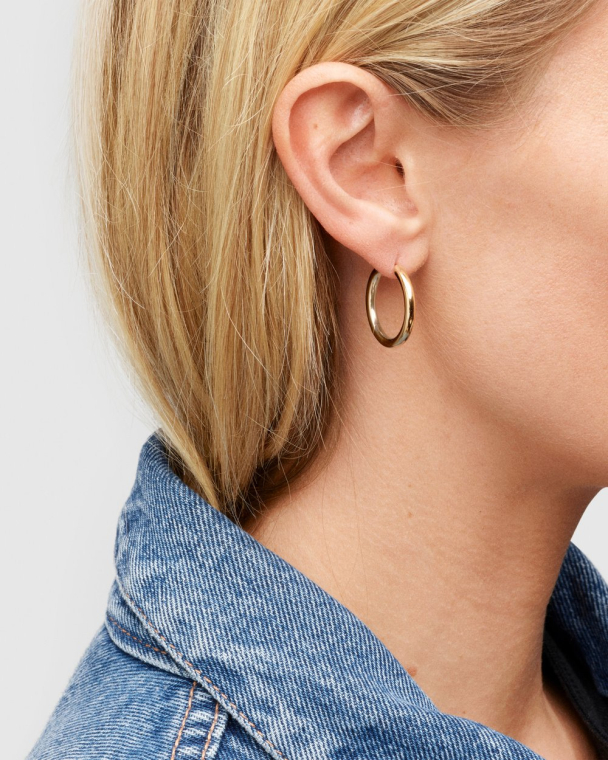 CLASSIC HOOP MEDIUM GOLD