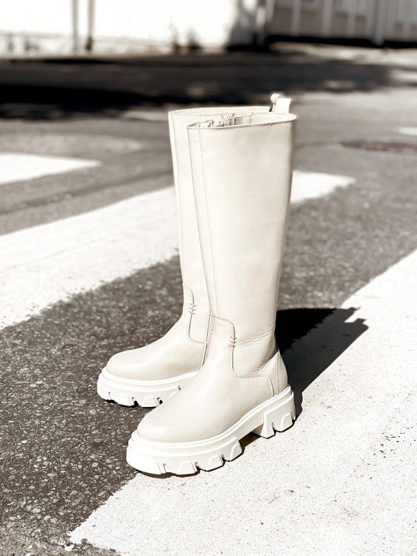 Gabriella - OffWhite  - Image 4