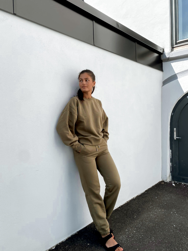 Rubi Sweatshirt - Capers  - Image 5