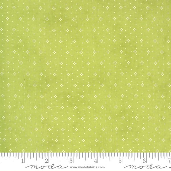 Strawberries green 40 cm