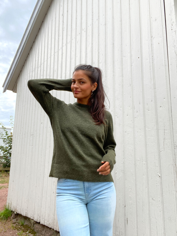 Lulu Knit O-Neck - Kalamata Melange  - Image 3