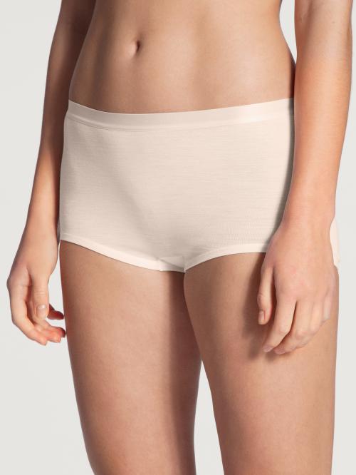 'True confidence' panty, light ivory