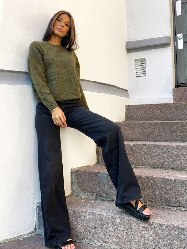 Brook Knit O-Neck - Burnt Olive  - Image 3
