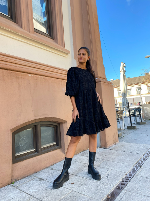 Daniela 3/4 Dress - Black - Image 4
