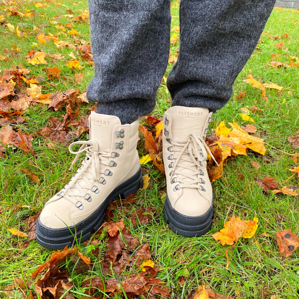 Logan Nubuck Wool - Nude Nubuck - Image 1