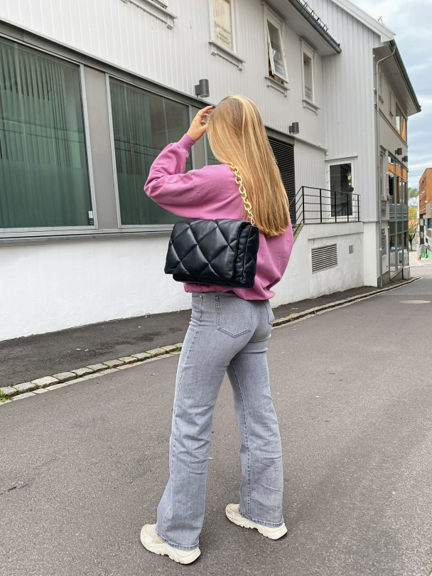 Brynnie Chain Bag - Black  - Image 4