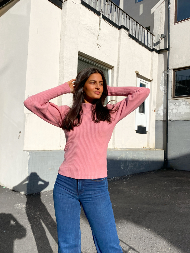 Decor Knit Turtleneck - Pink  - Image 2
