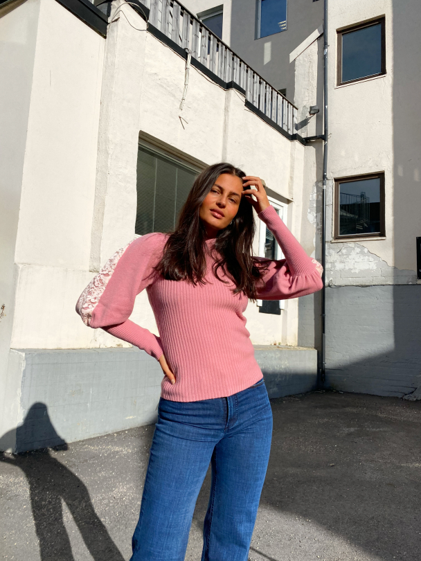 Decor Knit Turtleneck - Pink  - Image 3