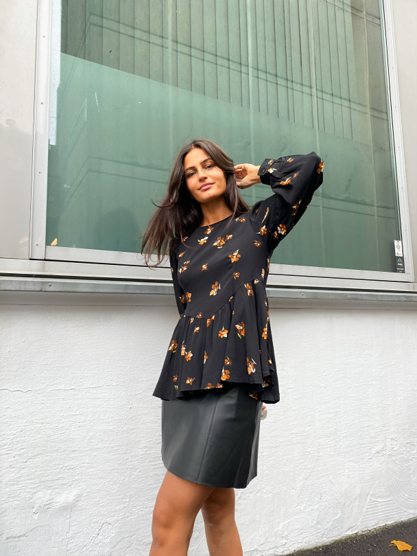 Wanda Top - Black  - Image 3