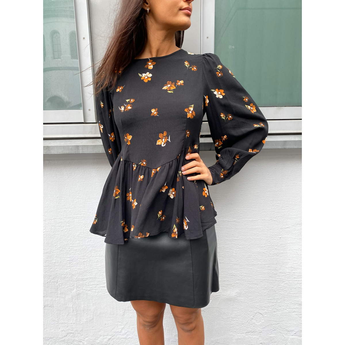 Wanda Top - Black Selected Femme - Seven Tønsberg