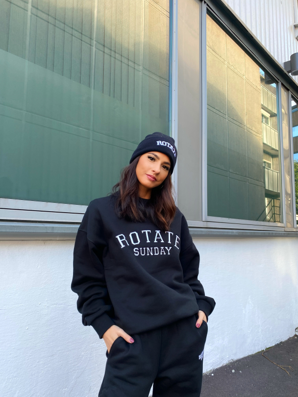 Iris Crewneck - Black  - Image 10