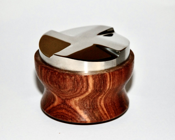FORDELER KAFFE  58,35 mm i tre, justerbar.