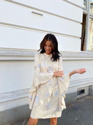 人気ブランド Jacquard Embroidery 希少 www.sanagustin.ac.id Cuffs