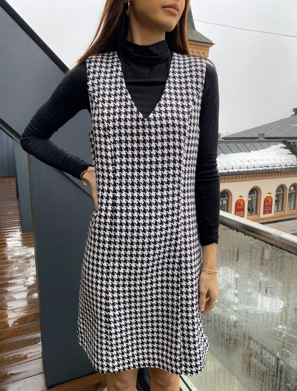 Juliette Wool Dress - Black/White  - Image 1