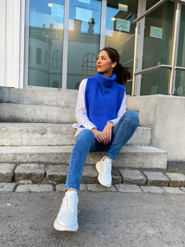 Havlette Neckwarmer - Royal Blue  - Image 6