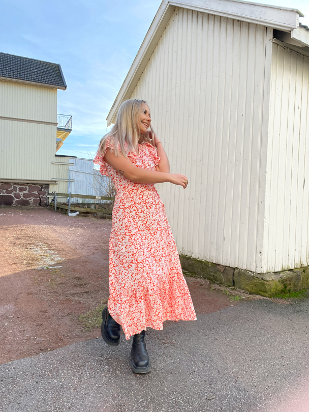 Valeria Dress - Scarlet  - Image 2