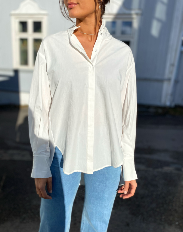 Hilda 7/8 Oversize Shirt  - Image 1