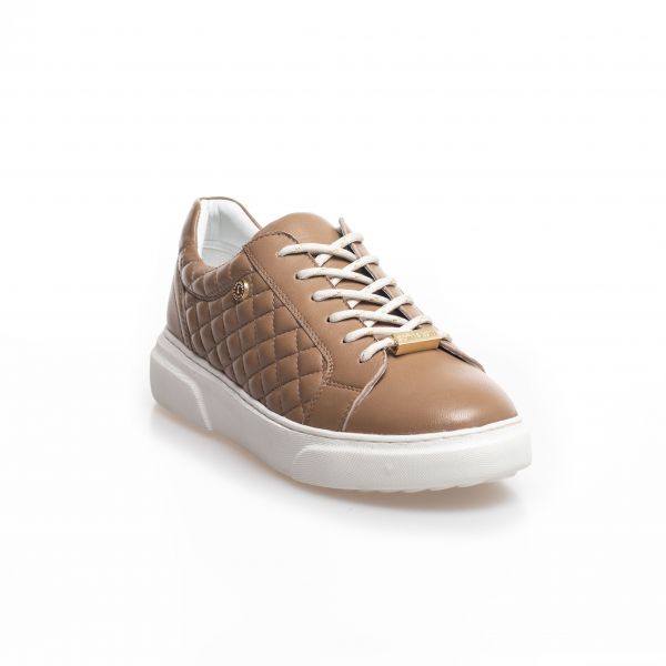 Dressed 22 / Copenhagenshoes by Josefine Valentin