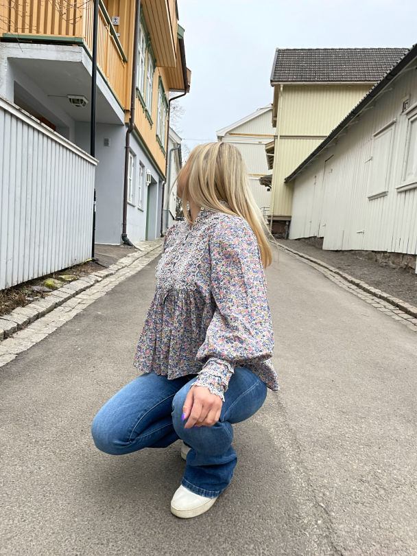 Cotton Slub Blouse - Blue Garden  - Image 1