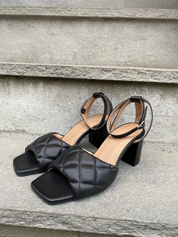 Silver - Black  - Image 1