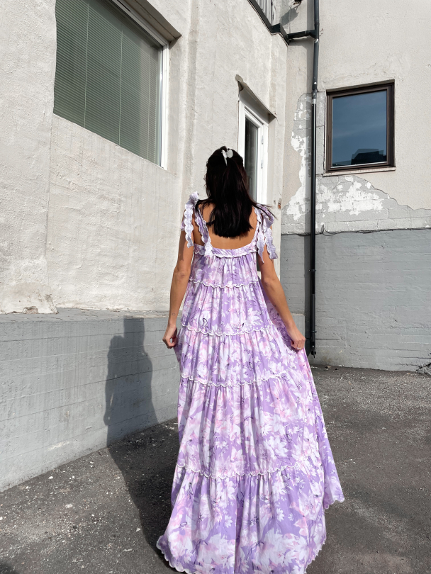 Peachy Dress Lavender Garden - Image 8