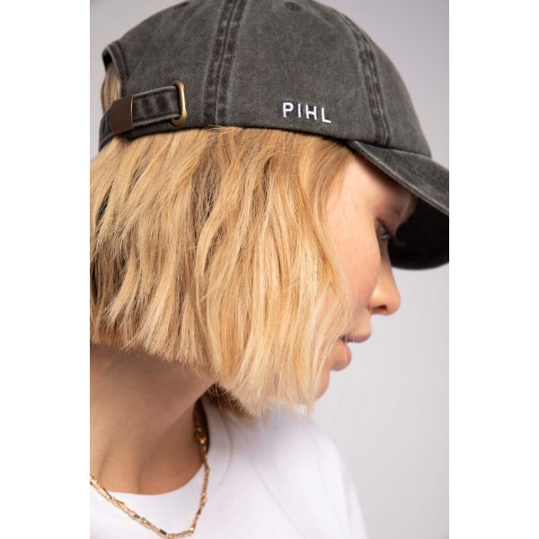 Lily Cap Washed Black